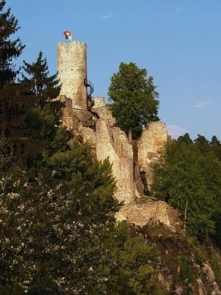 Frýdštejn - zřícenina hradu