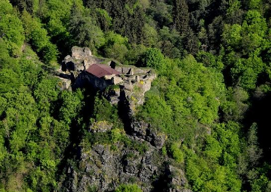 hrad Krašov - letecký snímek