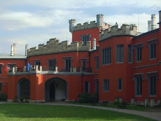 Státní zámek Hrádek u Nechanic