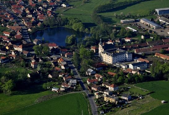 klášter Obořiště - letecký snímek