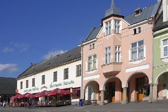 Podloubí na náměstí
