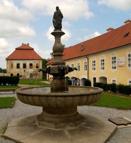 Klášter