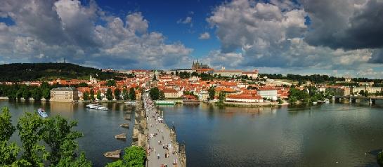 Praha - Hradčany a Karlův most Panorama