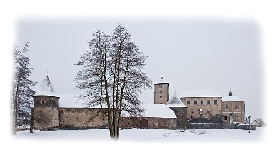 Zimní panorama Švihovského hradu