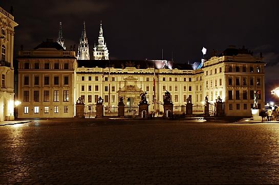 Pražský Hrad z Hradčanského náměstí